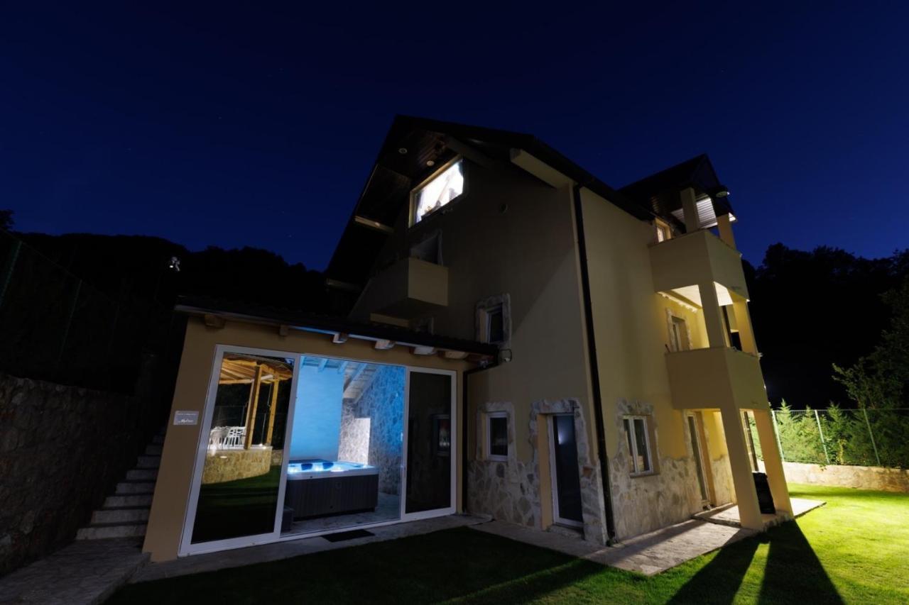 Family Spa Apartments Sunny&Shiny Savnik Εξωτερικό φωτογραφία